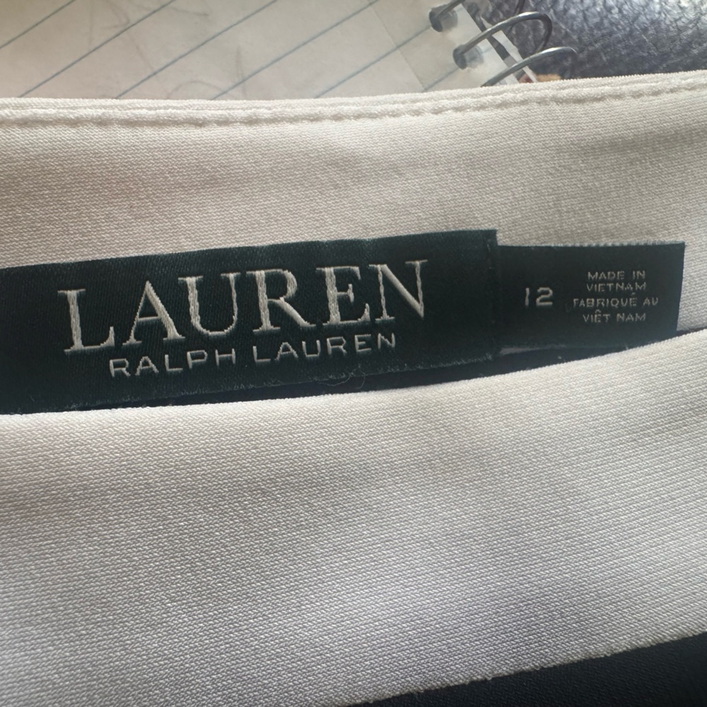 Lauren Ralph Lauren Black & White Long Sleeve Dress with ruching. Size 12   EUC - Picture 5 of 6